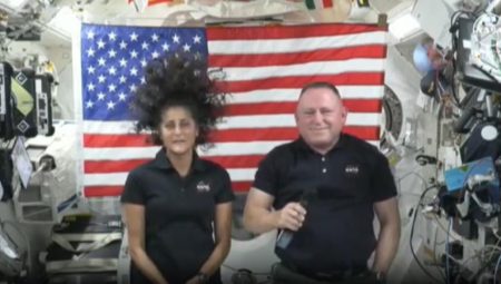 NASA, Uzayda Mahsur Kalan Astronotların Dünya’ya Dönüşünü Mart 2025’e Erteledi