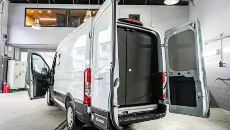 İzmir’de Film Gibi Soygun: 80 Milyon TL’lik Banka Aracı Kaçırıldı!