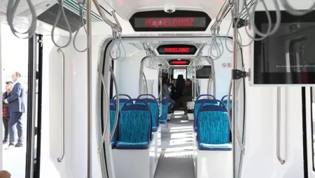 Kadıköy-Moda Tramvay Hattı’nda Uyarı: Kara Yolu Kazası Nedeniyle Seferler Askıya Alındı!