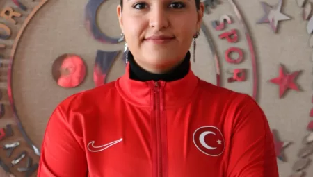 Tarihe Geçen Atış: Şevval İlayda 5 Madalya ile Zirvede!